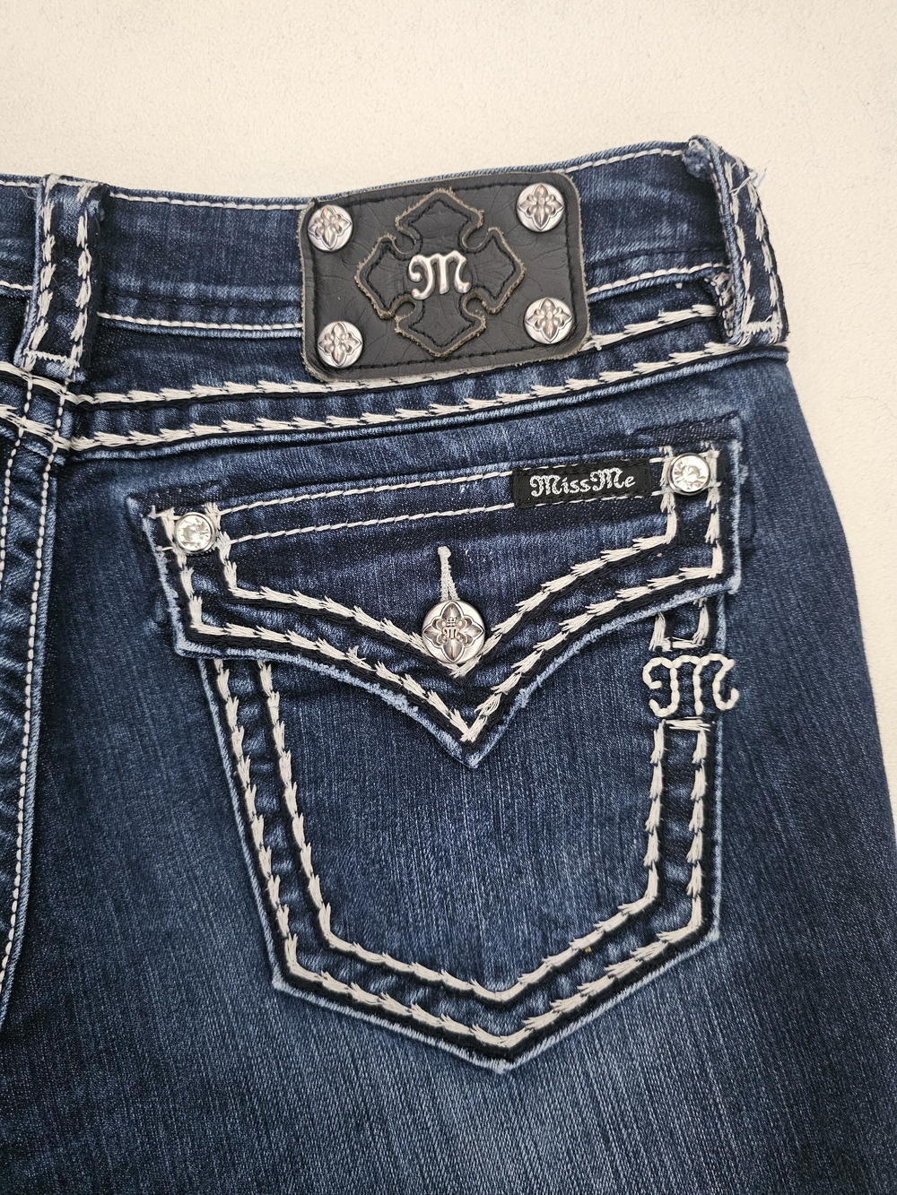 MissMe Wms Loose Saddle Stitch Border Bootcut Low-Rise Stretch Indigo Blue Sz 31 - Picture 12 of 16